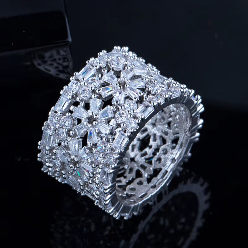 Luxury Geometric Floral Cocktail Finger Rings